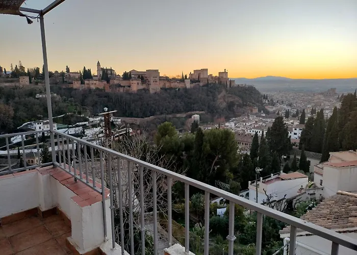 Apartamentos Miradores De Granada Vistas Alhambra Y Albaicin Historico